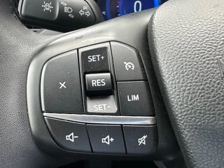 Ford Kuga – thumbnail 21