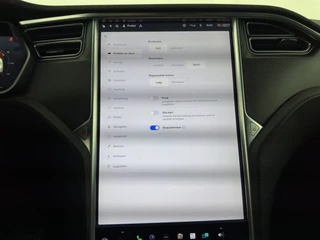 Tesla Model X – thumbnail 17