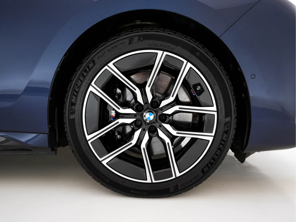 BMW i7 – foto 44