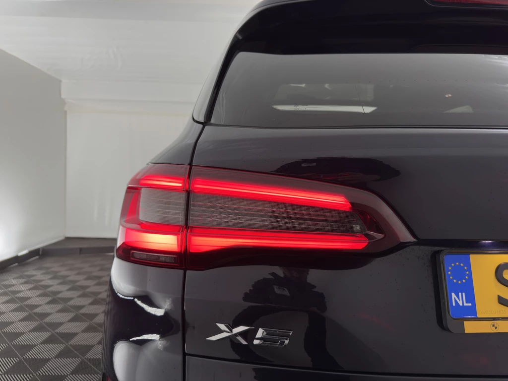 BMW X5 – foto 32