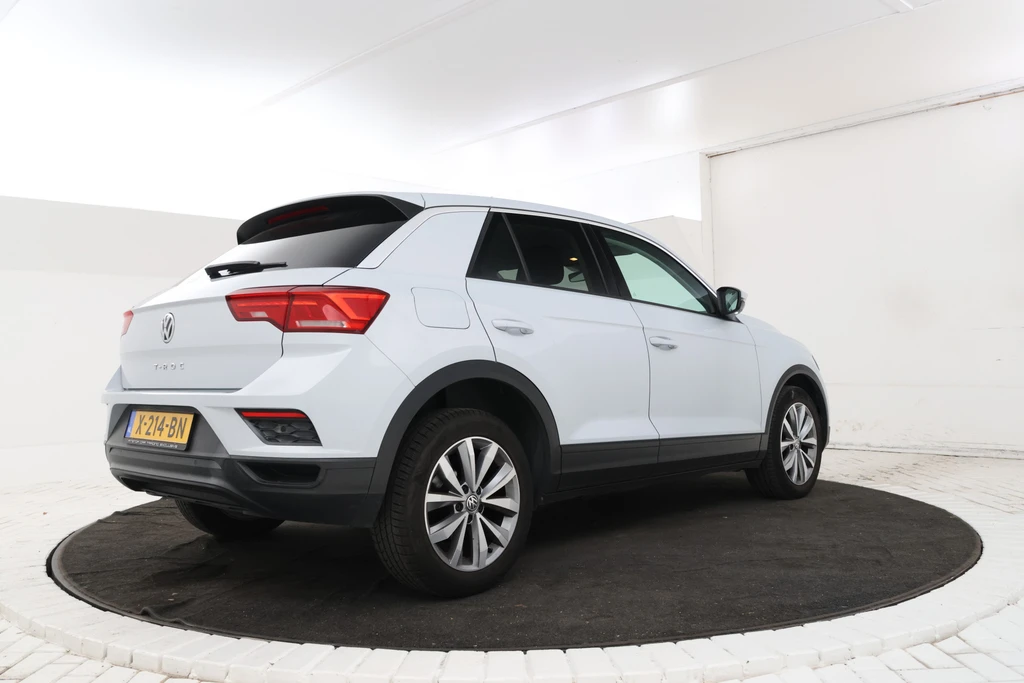 Volkswagen T-Roc – foto 4