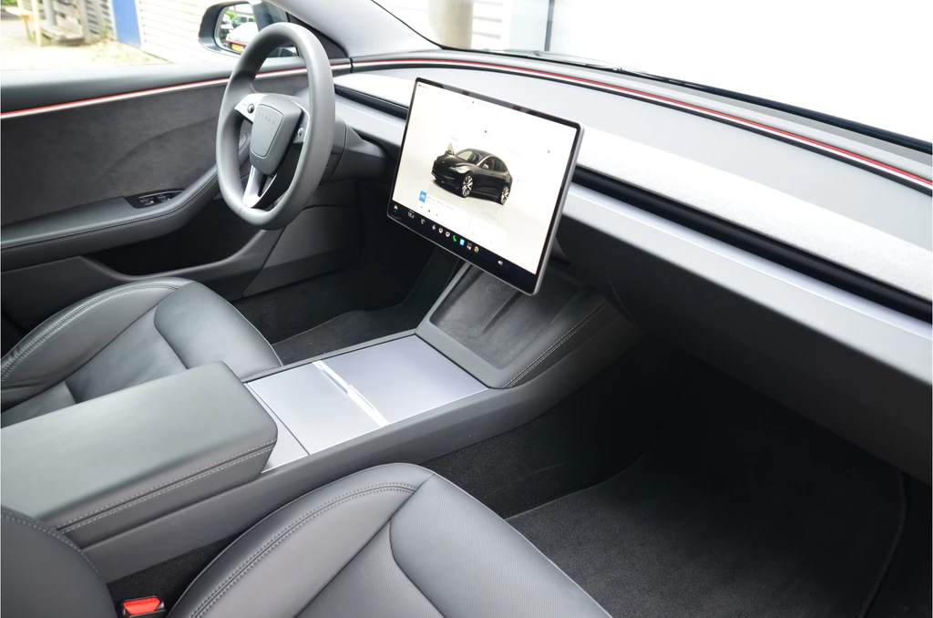 Tesla Model 3 – foto 29