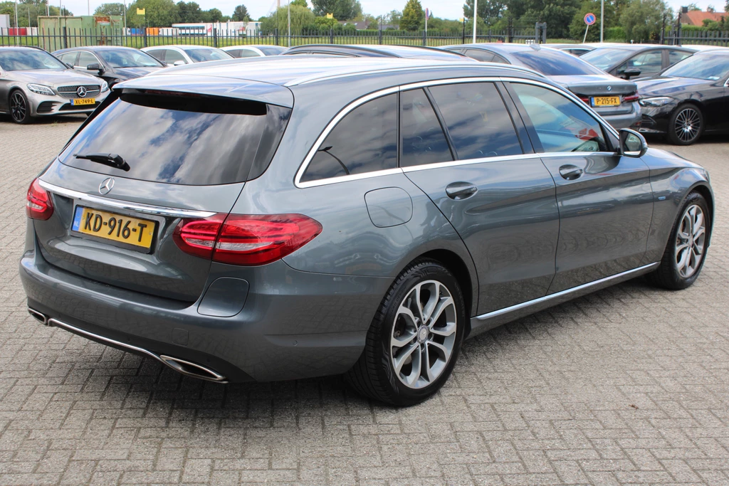 Mercedes-Benz C-Klasse – foto 6