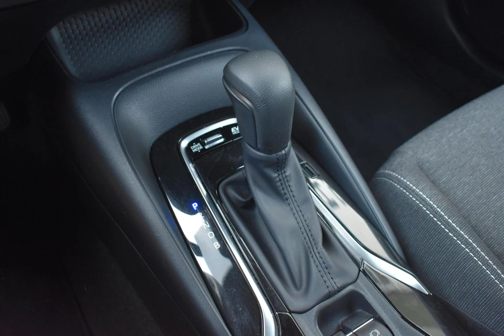 Toyota Corolla Touring Sports – foto 16