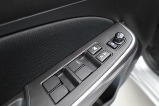 Suzuki Swift – thumbnail 9
