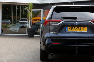 Toyota RAV4 – thumbnail 8
