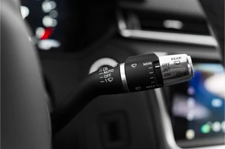 Land Rover Range Rover Velar – thumbnail 28