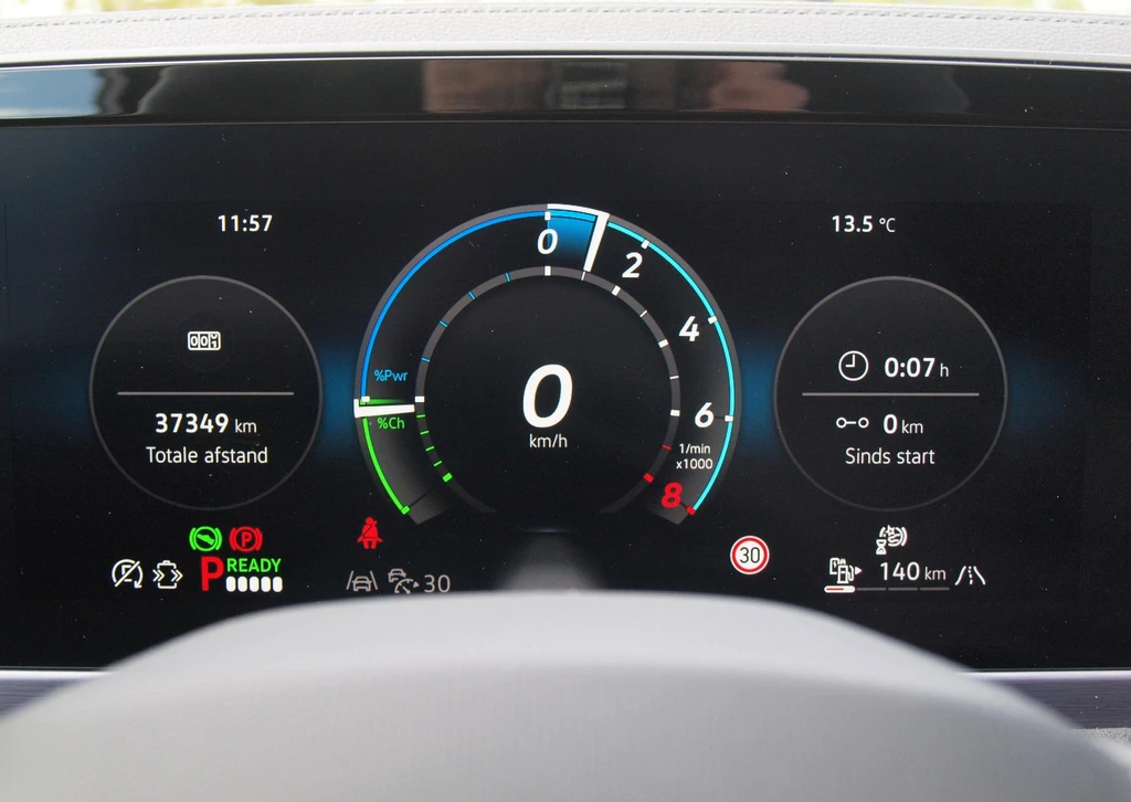 Volkswagen Passat – foto 27