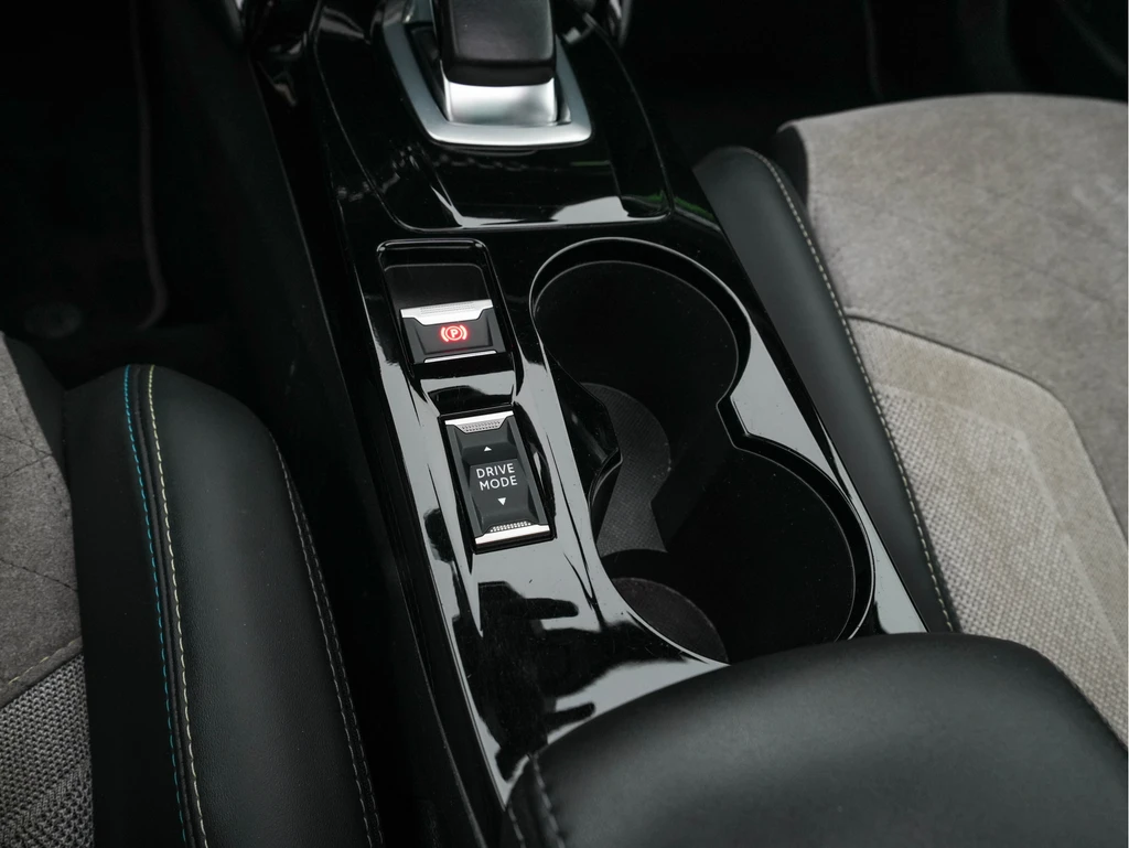 Peugeot e-2008 – foto 14