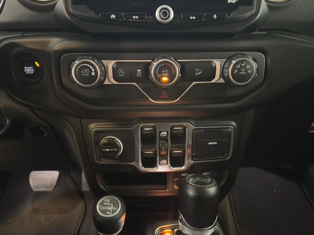 Jeep Wrangler – foto 16
