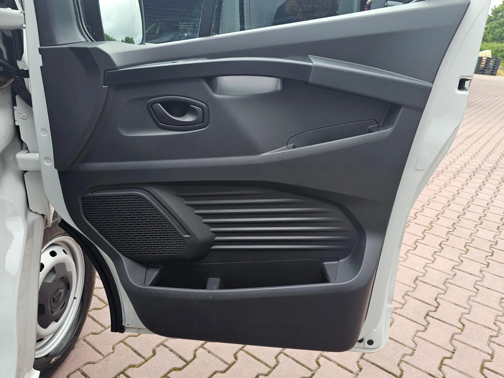 Renault Trafic – foto 20