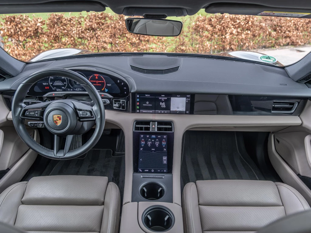 Porsche Taycan – foto 23