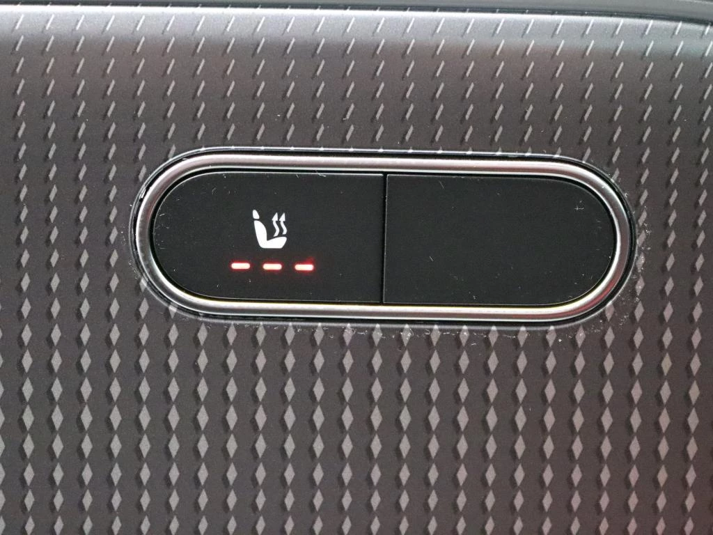 Mercedes-Benz EQA – foto 7