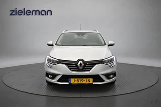 Renault Mégane Estate – thumbnail 10