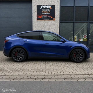 Tesla Model Y – thumbnail 6