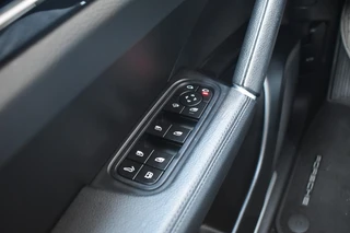 Porsche Cayenne – thumbnail 26