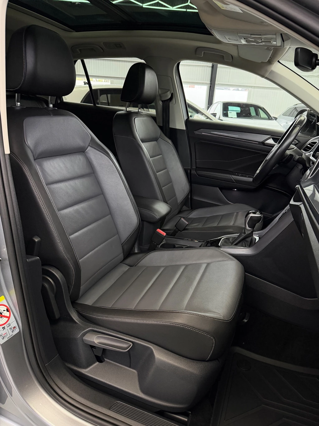 Volkswagen T-Roc – foto 16
