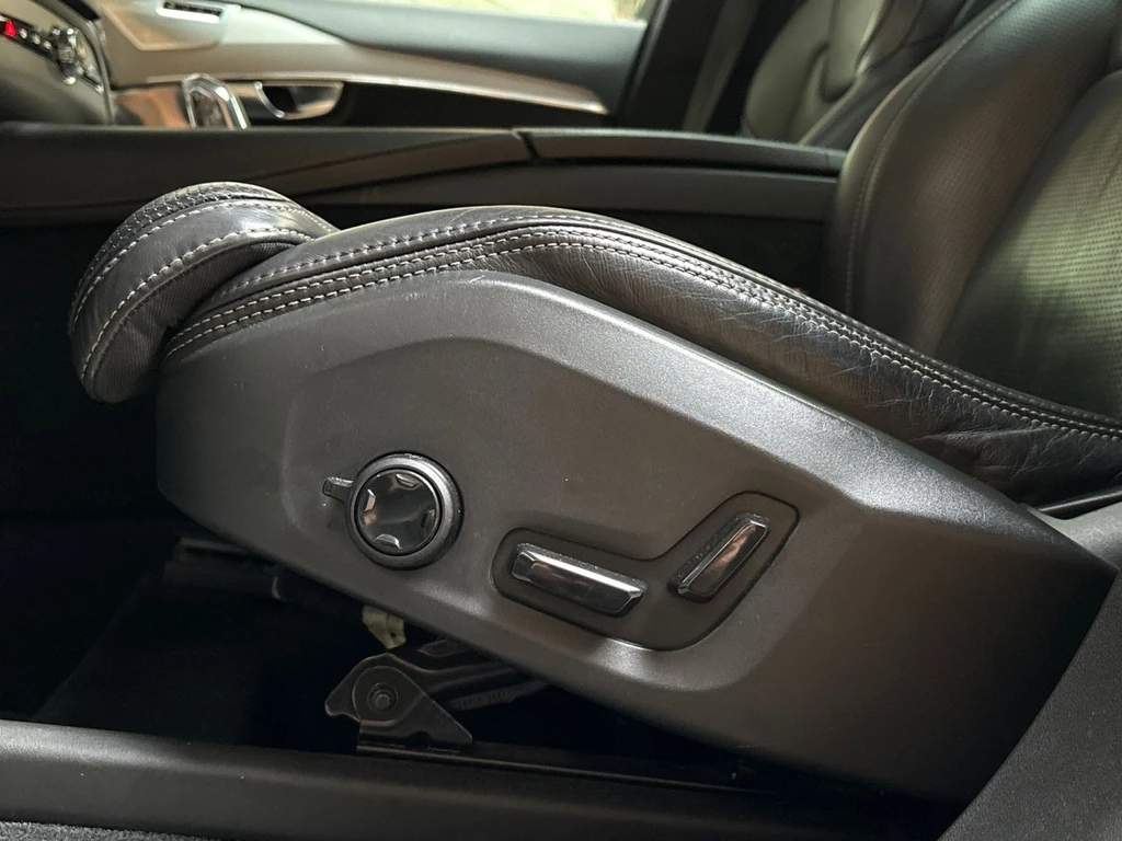 Volvo XC90 – foto 24