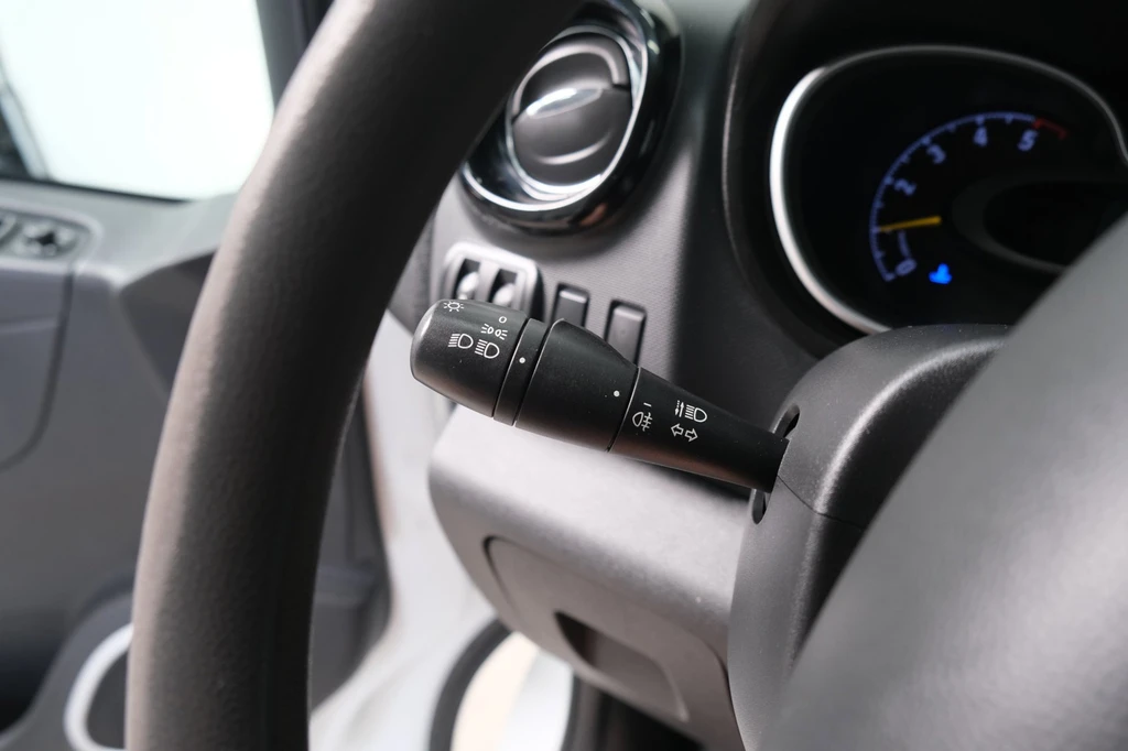Opel Vivaro – foto 21