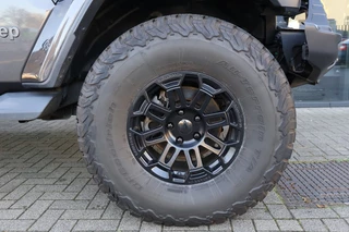Jeep Wrangler – thumbnail 15