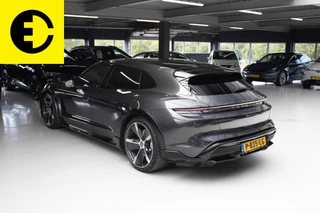 Porsche Taycan – thumbnail 5