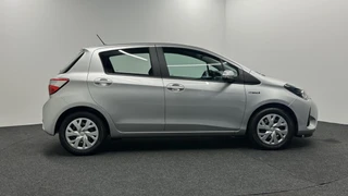 Toyota Yaris – thumbnail 6