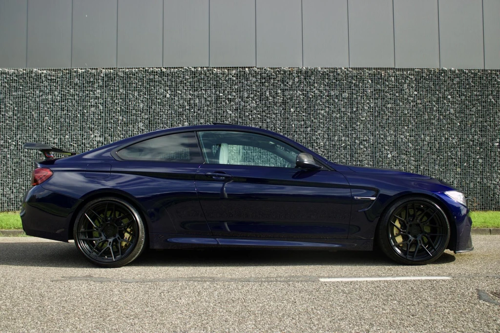 BMW M4 – foto 9