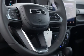 Jeep Renegade – thumbnail 14