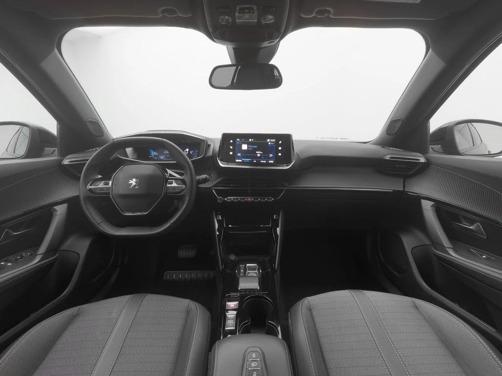 Peugeot e-2008 – foto 22