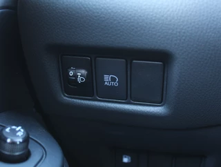 Toyota C-HR – thumbnail 50