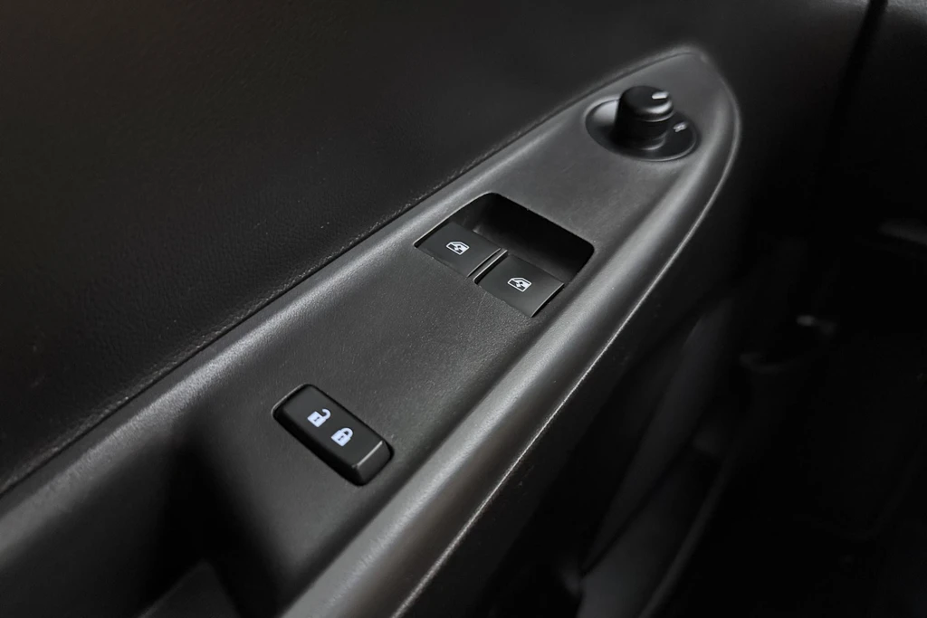 Opel KARL – foto 16