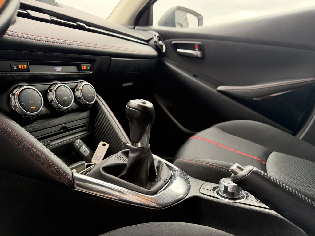 Mazda 2 – foto 25