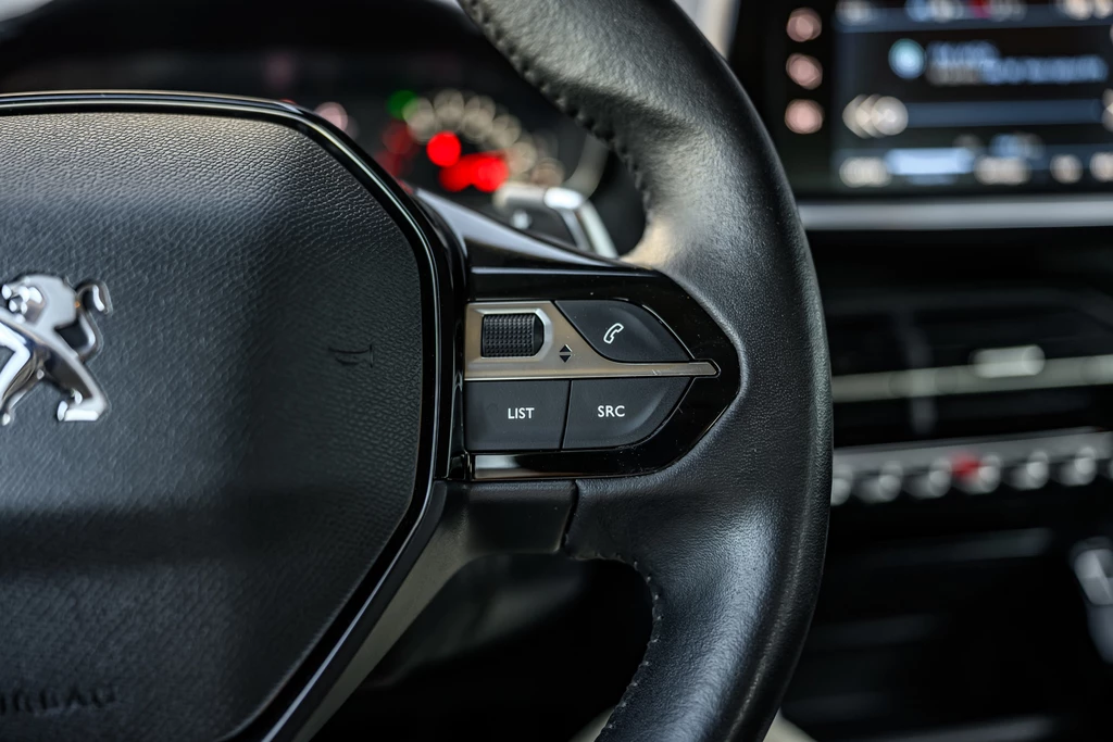 Peugeot 208 – foto 22
