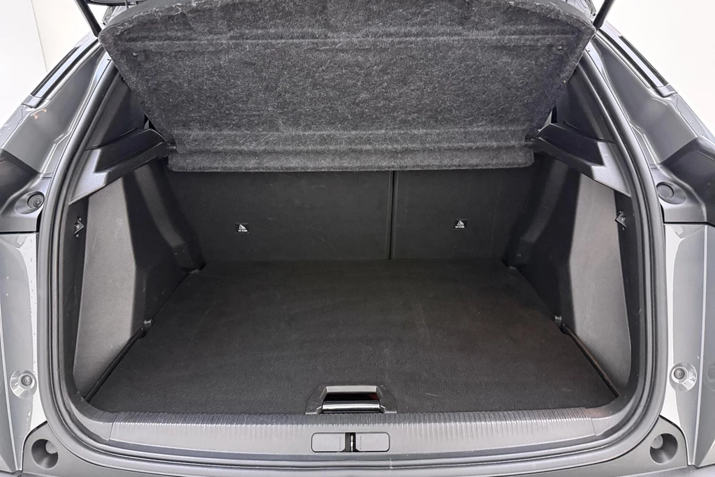 Peugeot e-2008 – foto 12