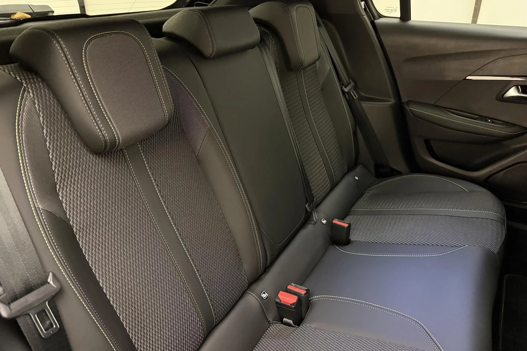Peugeot 208 – foto 13