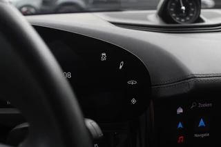 Porsche Taycan – thumbnail 21