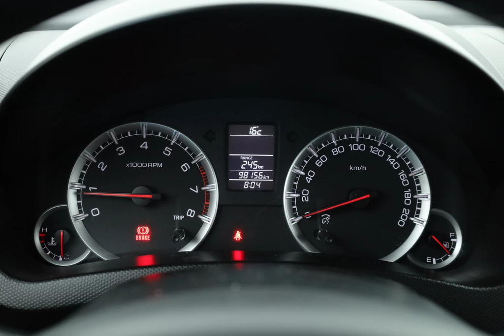Suzuki Swift – foto 11