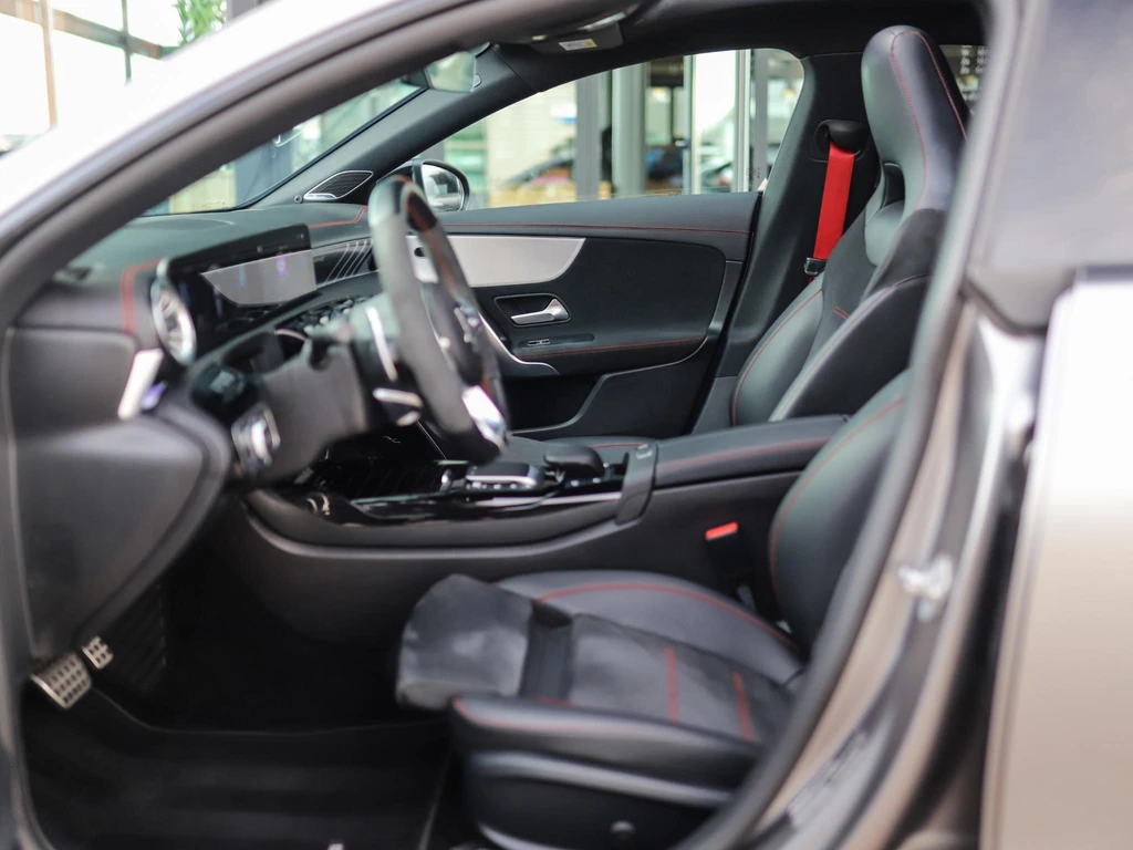 Mercedes-Benz CLA – foto 37