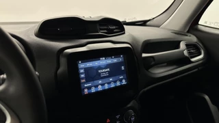 Jeep Renegade – thumbnail 33