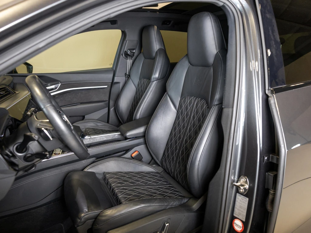 Audi e-tron – foto 11
