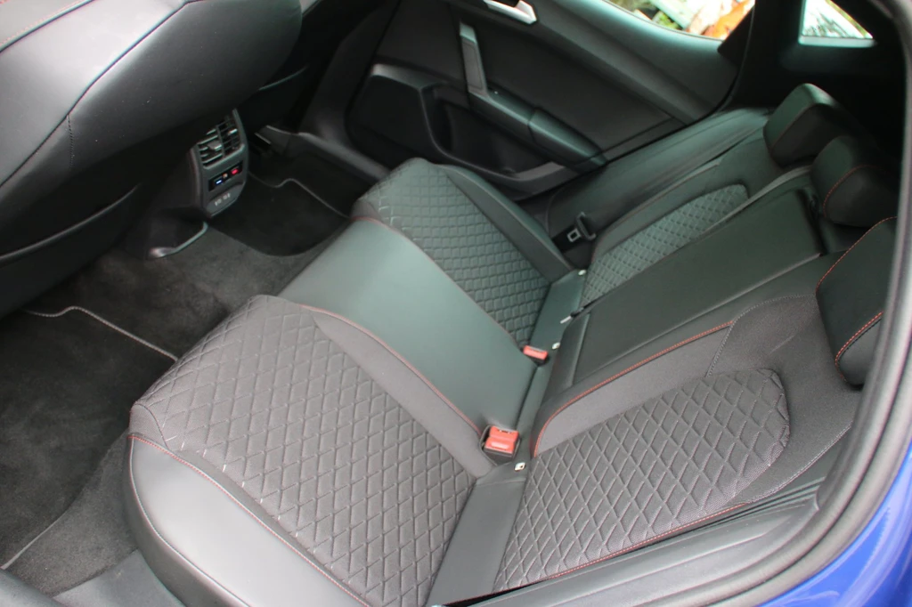 SEAT Leon – foto 21