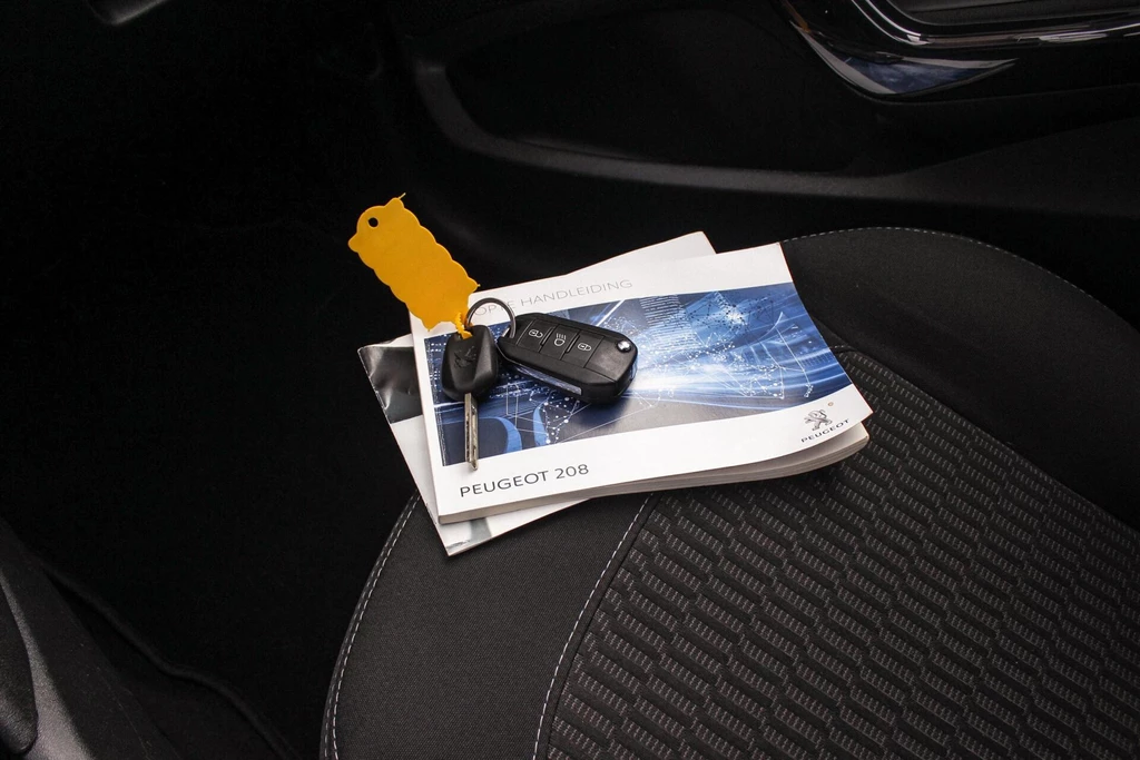 Peugeot 208 – foto 38