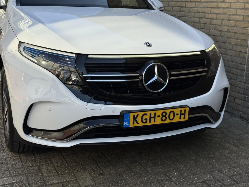 Mercedes-Benz EQC – foto 11