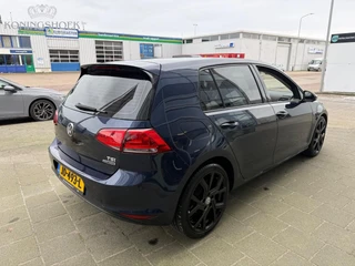 Volkswagen Golf – thumbnail 5