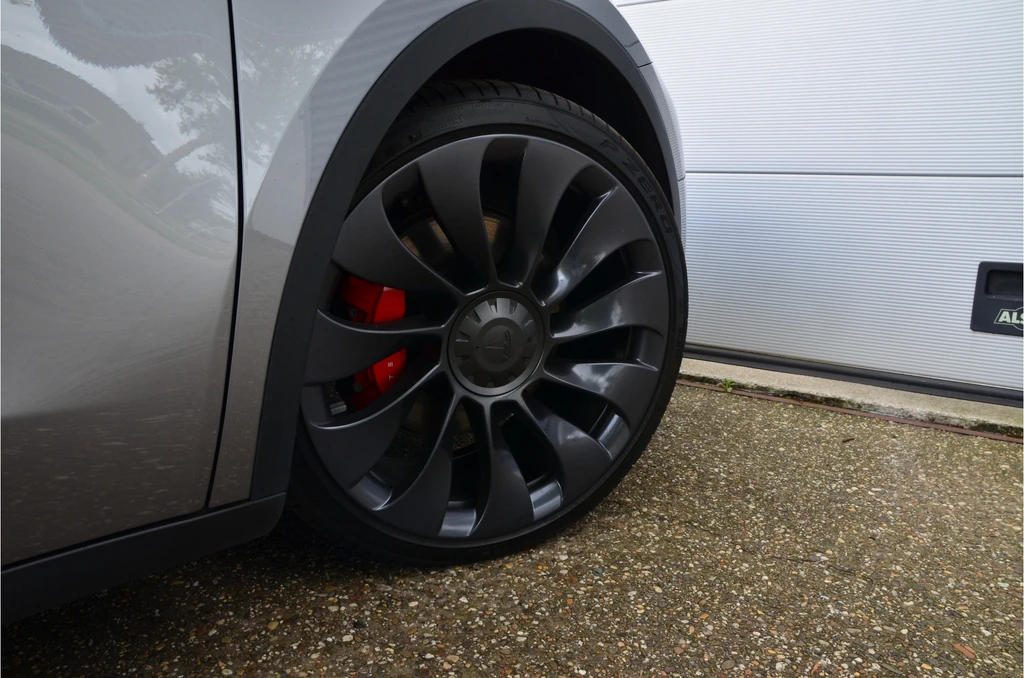 Tesla Model Y – foto 10