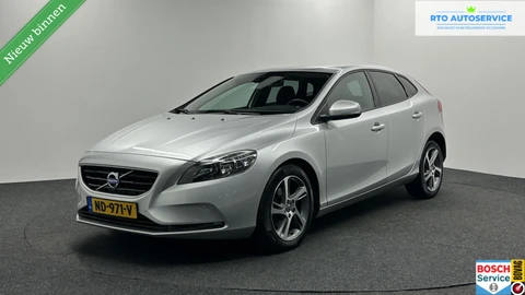 Volvo V40 2.0 T2 Summum NAVI LM CRUISE STOELVERWARMING 108000 KM.