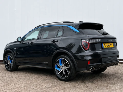 Lynk & Co 01 1.5 PHEV 262PK Adapt.Cruise 360° Cam Carplay Black Plug-in Stoelverw Vol opties!