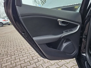 Volvo V40 – thumbnail 40