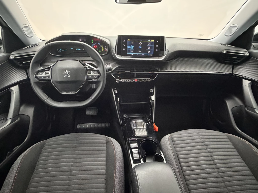 Peugeot e-2008 – foto 9