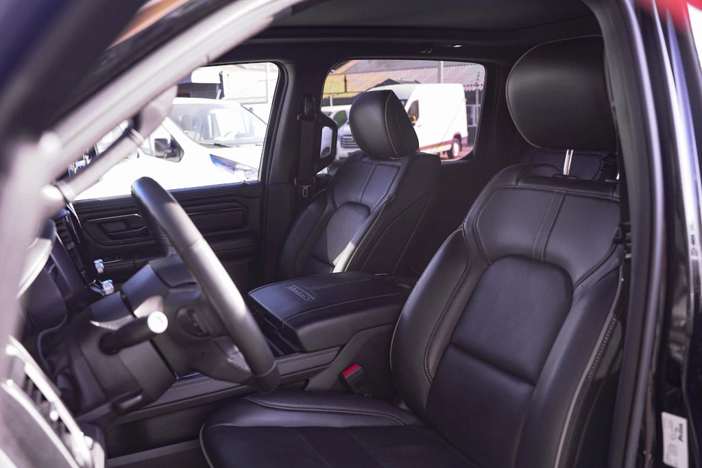 Dodge Ram 1500 – foto 33